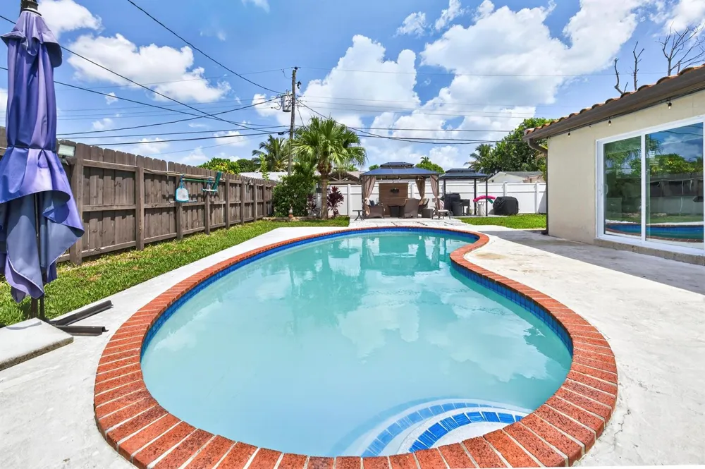 7961 NORMANDY STREET Miramar, FL 33023