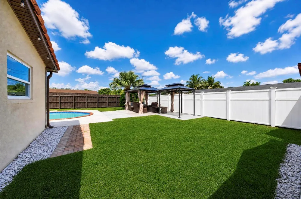 7961 NORMANDY STREET Miramar, FL 33023