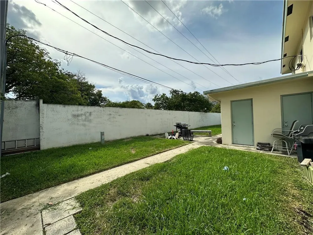 4731 NE 21ST TERRACE #3 Lighthouse Point, FL 33064