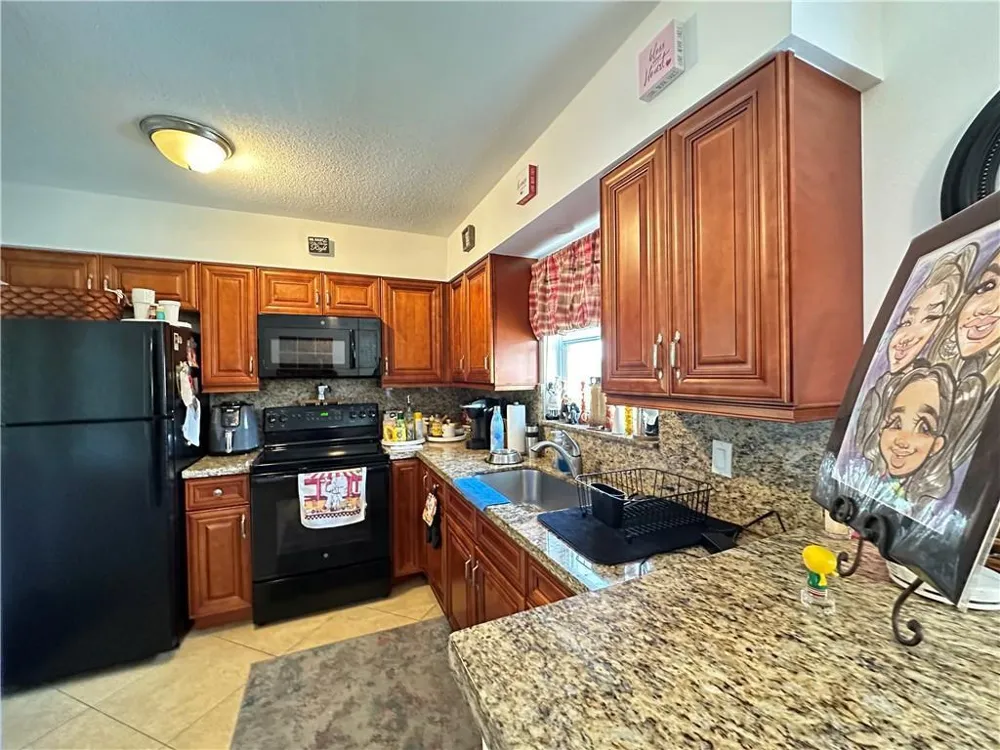 4731 NE 21ST TERRACE #3 Lighthouse Point, FL 33064