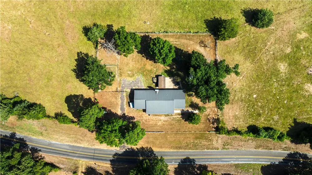 1310 Spur 324 Tennessee Colony, TX 75861