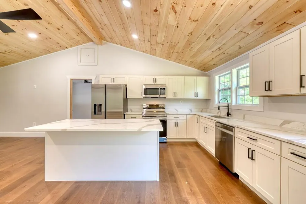 6564 Crooked Creek Road Young Harris, GA 30582