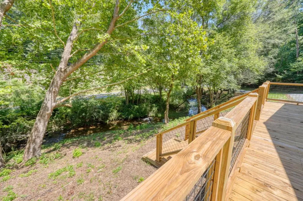 6564 Crooked Creek Road Young Harris, GA 30582