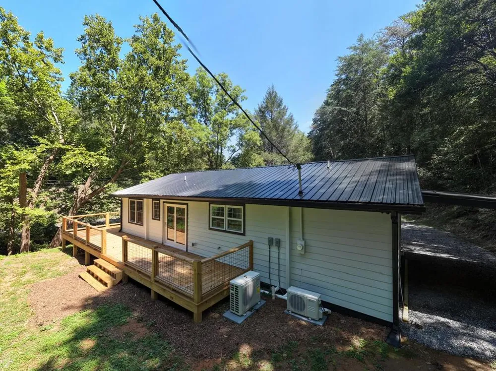 6564 Crooked Creek Road Young Harris, GA 30582