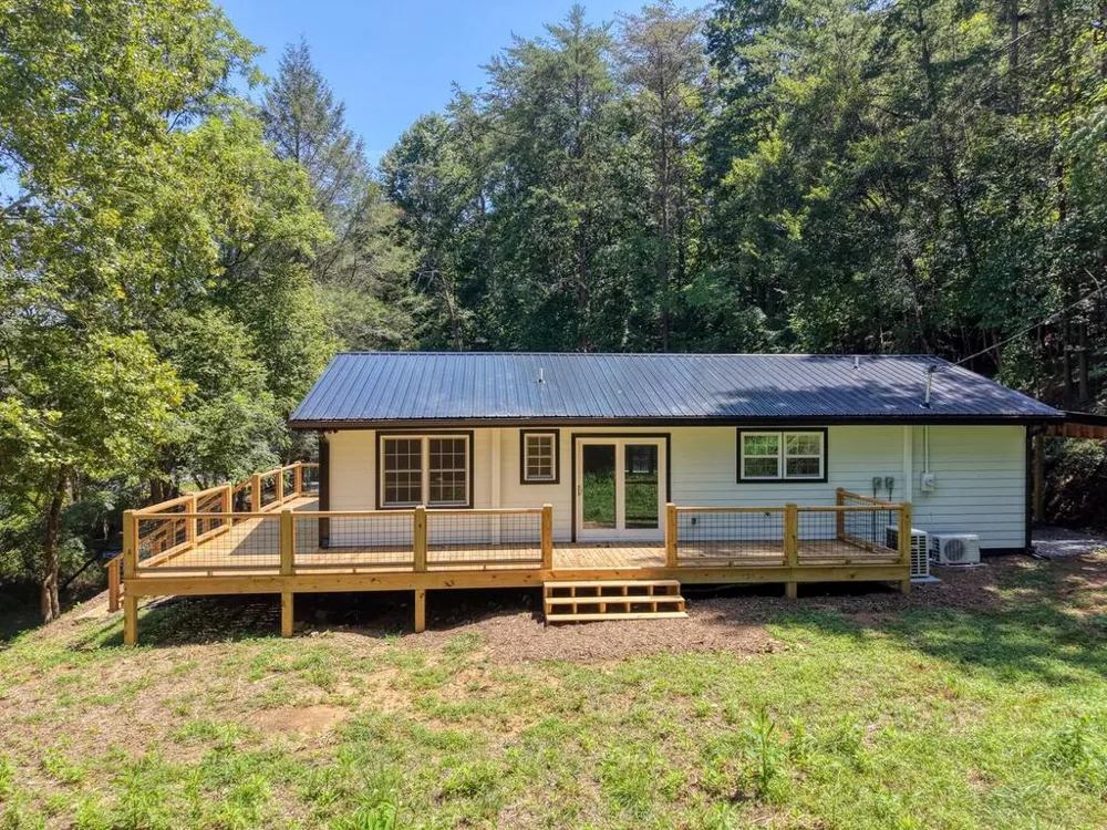 6564 Crooked Creek Road Young Harris, GA 30582