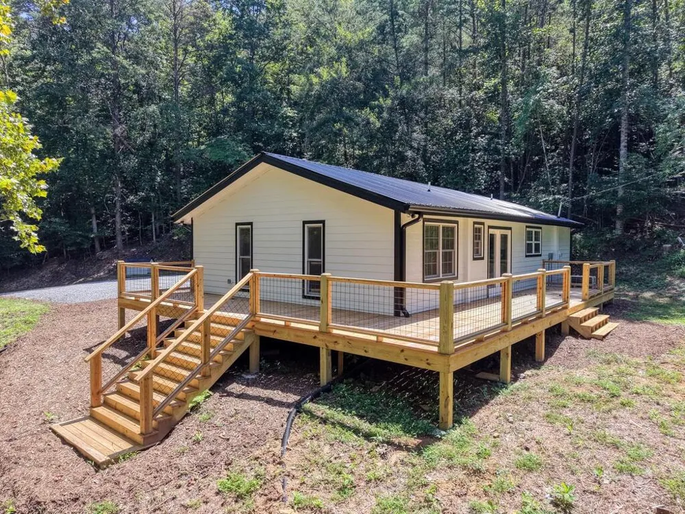6564 Crooked Creek Road Young Harris, GA 30582