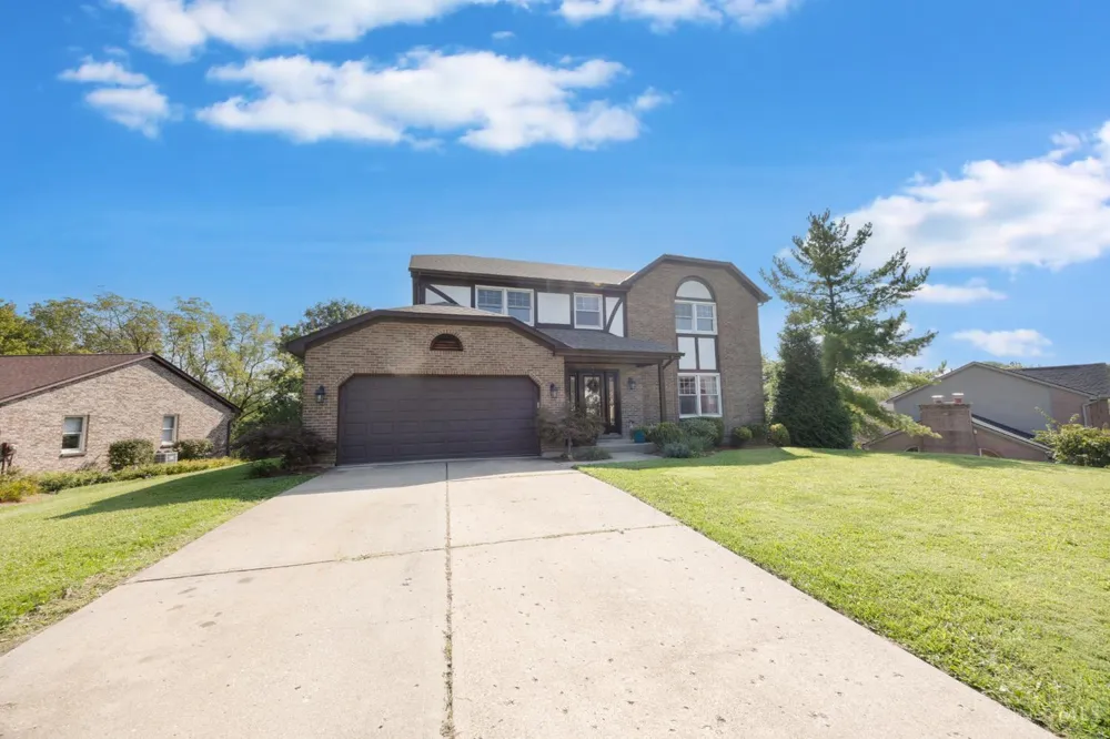 3834 Foxtail Lane Miami, OH 45248