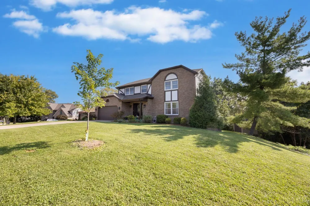 3834 Foxtail Lane Miami, OH 45248
