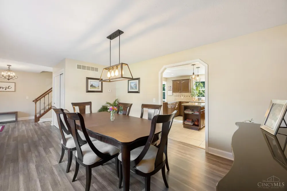 3834 Foxtail Lane Miami, OH 45248