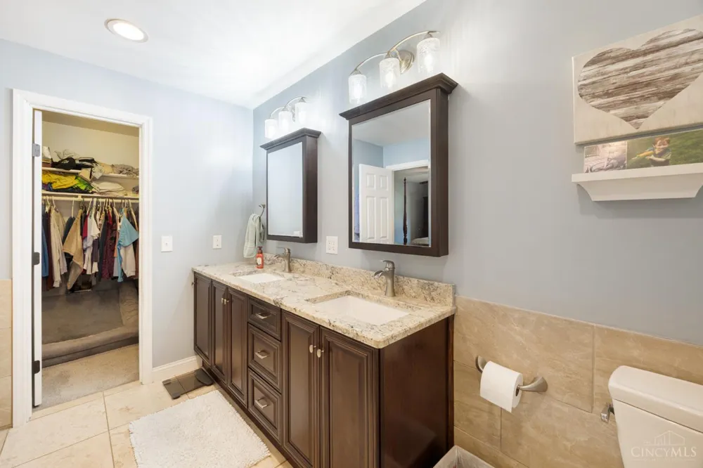 3834 Foxtail Lane Miami, OH 45248