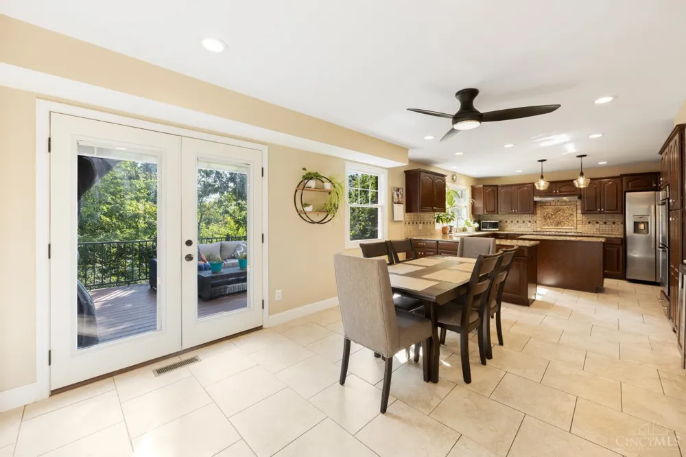 3834 Foxtail Lane Miami, OH 45248