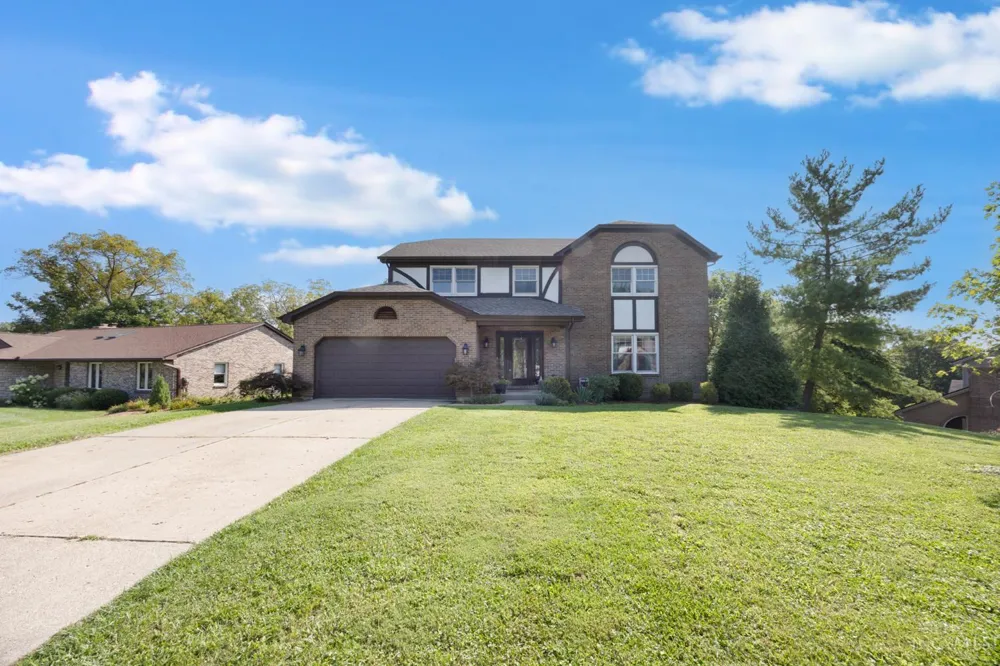 3834 Foxtail Lane Miami, OH 45248