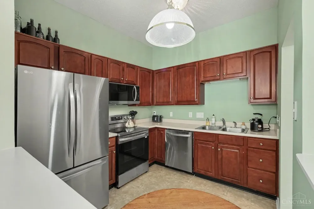 4292 Hickory Park Lane Batavia, OH 45103