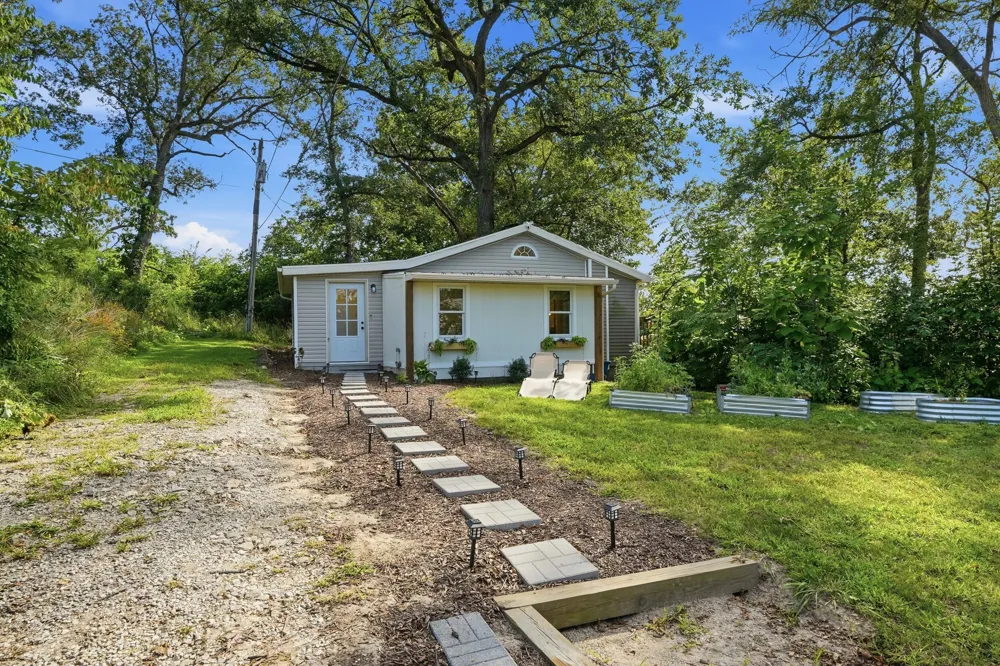 7500 W 129th Lane Cedar Lake, IN 46303
