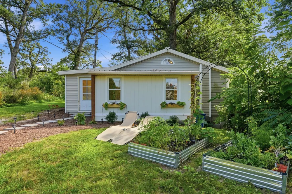 7500 W 129th Lane Cedar Lake, IN 46303