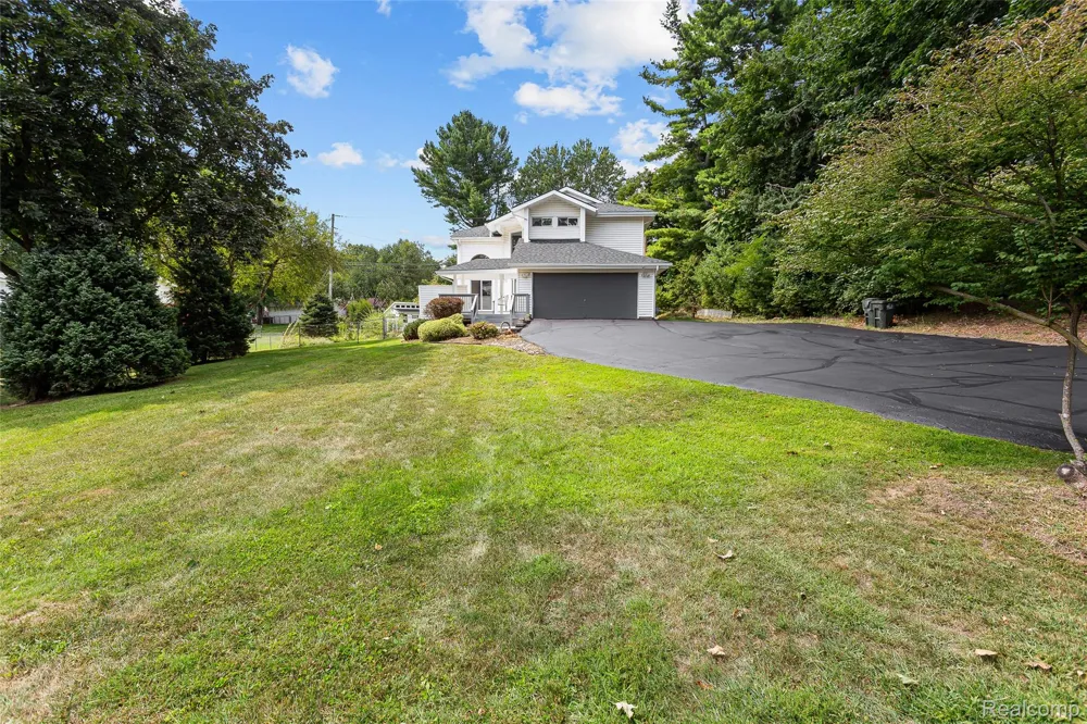 6552 Orion Road Rochester Hills City, MI 48306