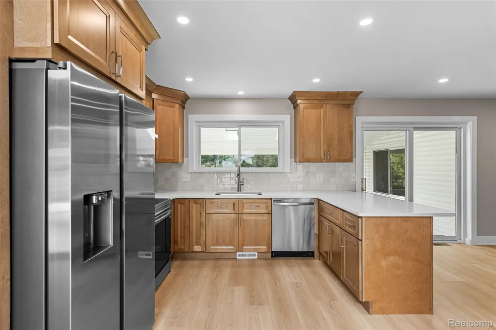 6552 Orion Road Rochester Hills City, MI 48306
