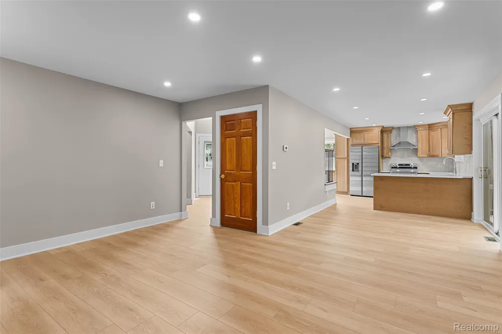 6552 Orion Road Rochester Hills City, MI 48306
