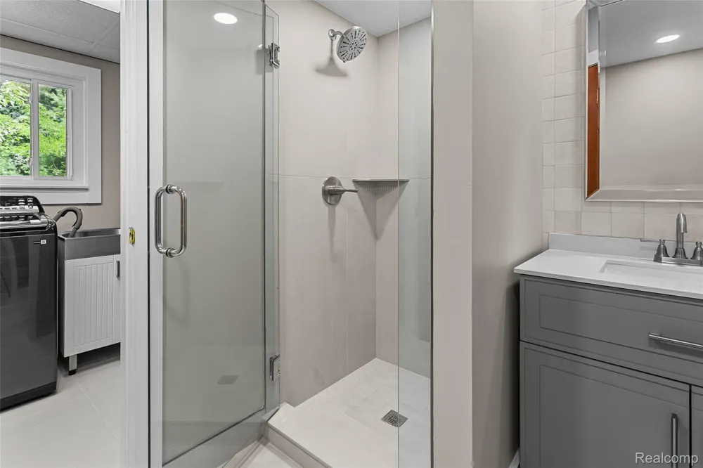 6552 Orion Road Rochester Hills City, MI 48306