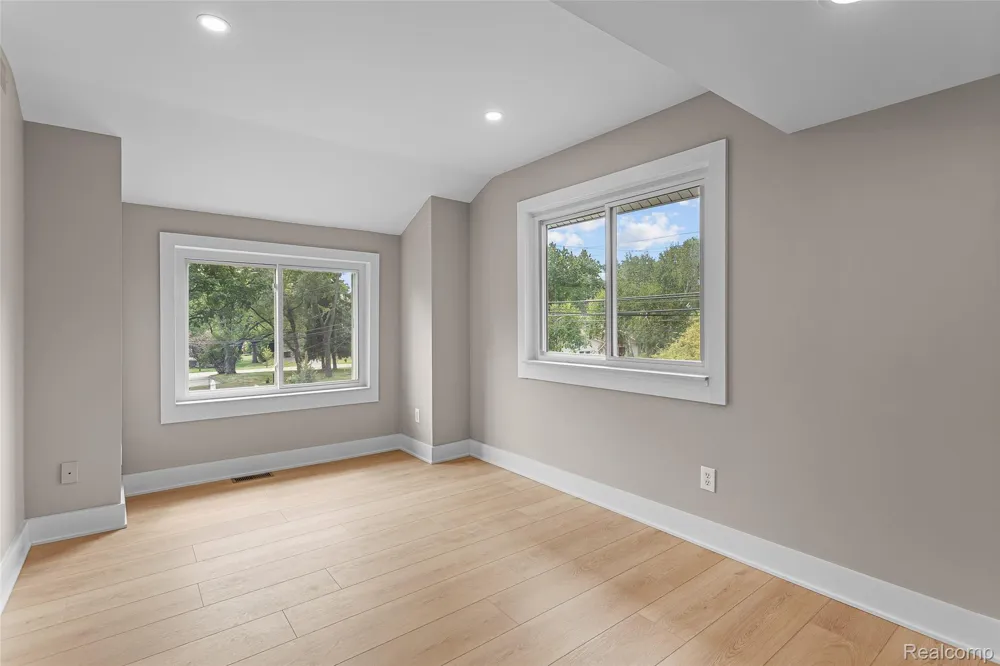 6552 Orion Road Rochester Hills City, MI 48306