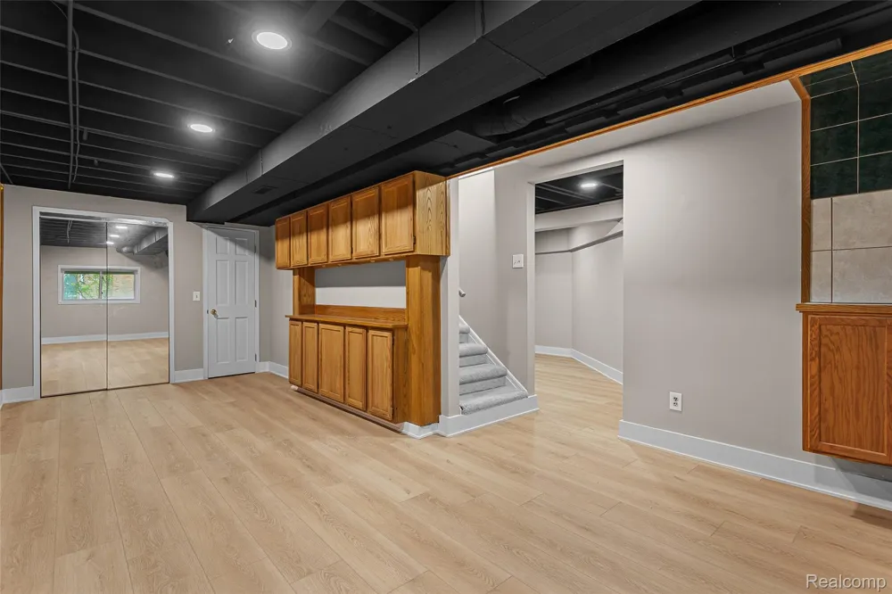 6552 Orion Road Rochester Hills City, MI 48306
