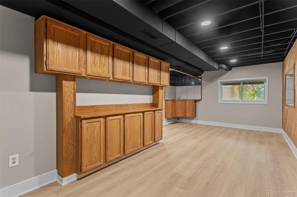 6552 Orion Road Rochester Hills City, MI 48306