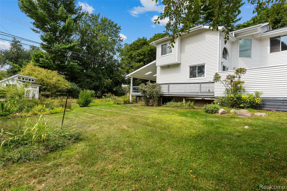 6552 Orion Road Rochester Hills City, MI 48306