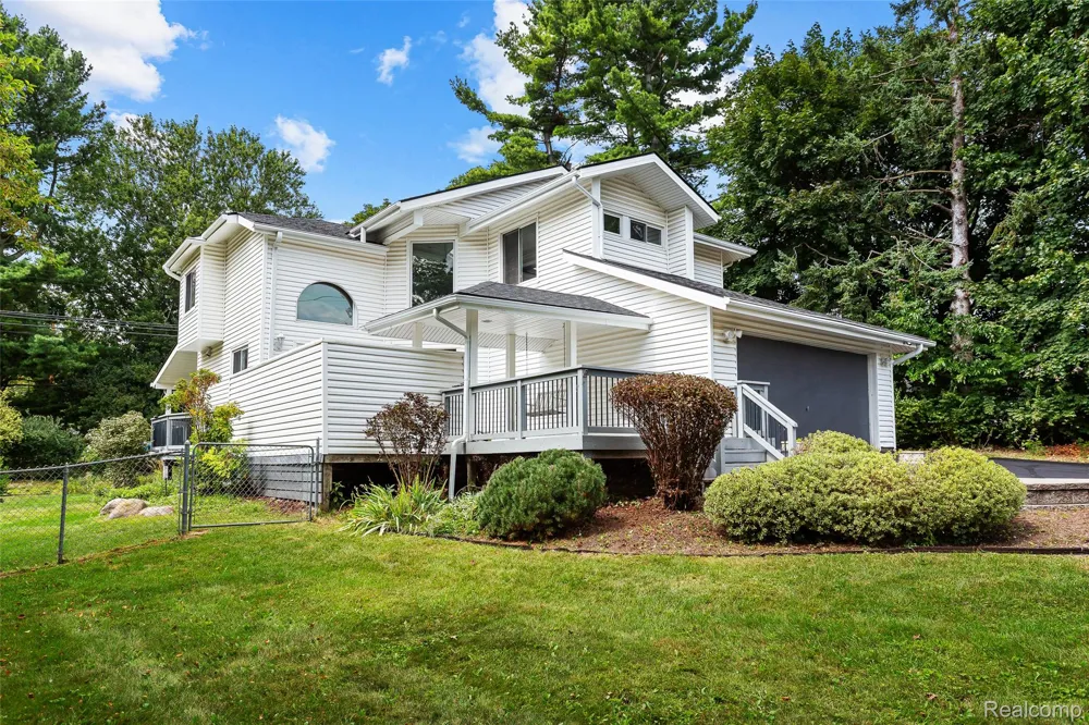 6552 Orion Road Rochester Hills City, MI 48306