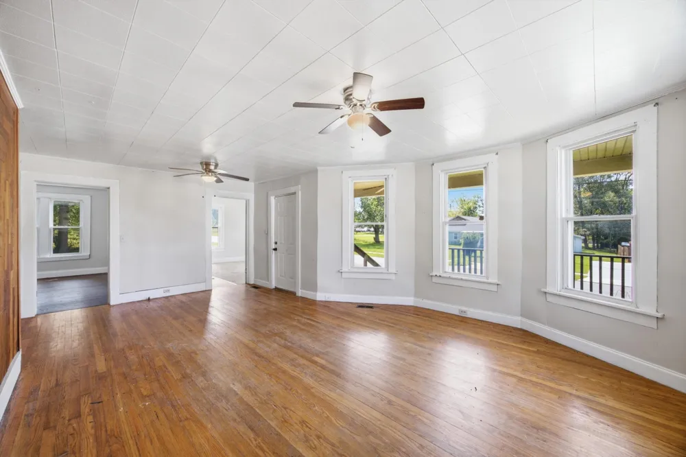 301 Bennett Street Decherd, TN 37324