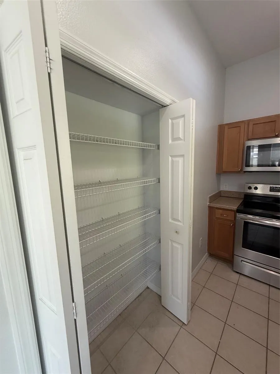 445 BAYOU VILLAGE DRIVE Tarpon Springs, FL 34689