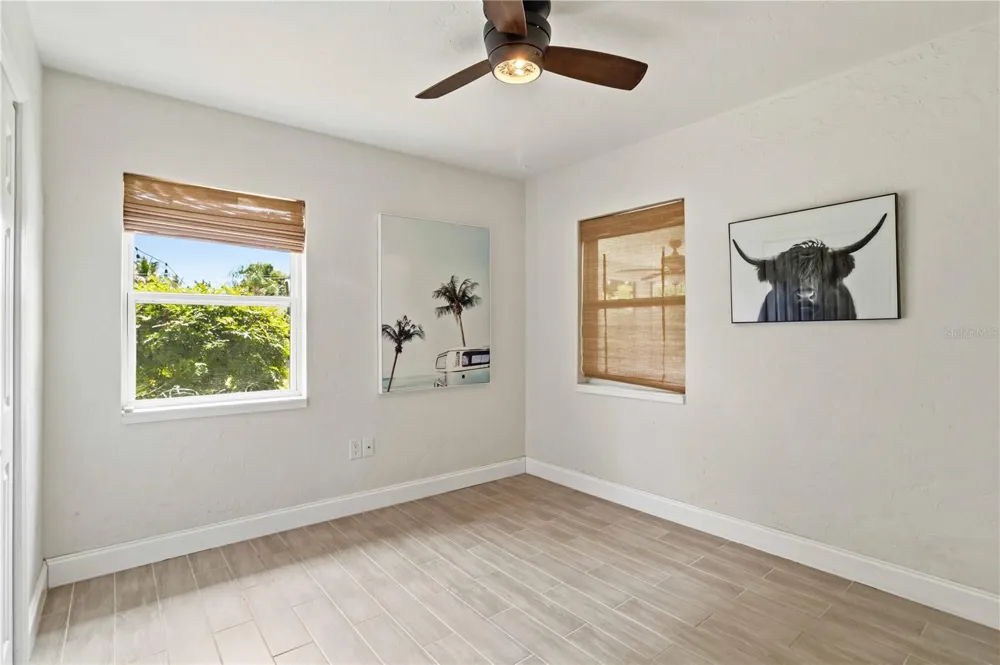 2924 HILLVIEW STREET Sarasota, FL 34239