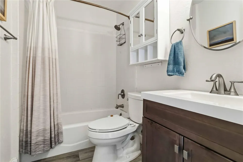 2924 HILLVIEW STREET Sarasota, FL 34239