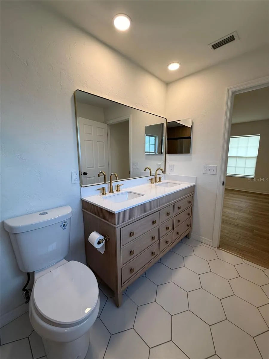 11348 NW 31ST LANE Gainesville, FL 32606