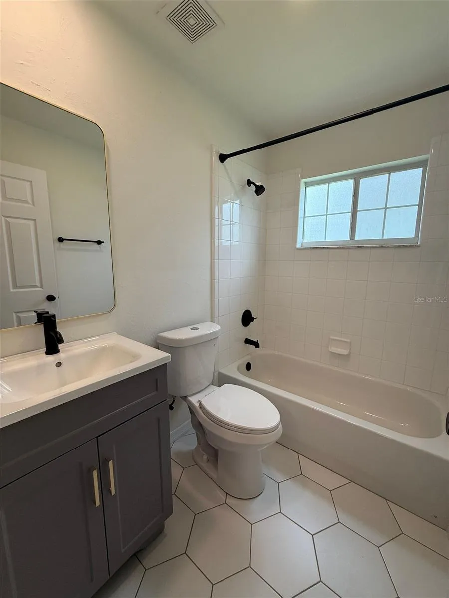 11348 NW 31ST LANE Gainesville, FL 32606