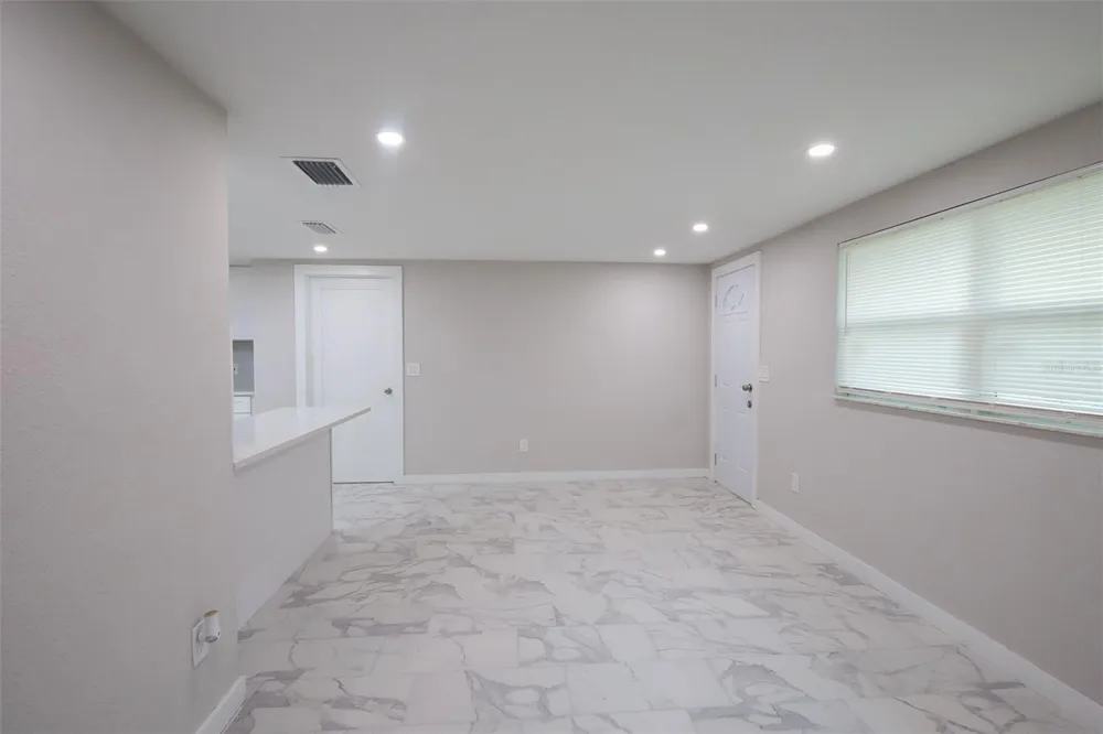 6427 A L CAMPBELL LANE Seffner, FL 33584