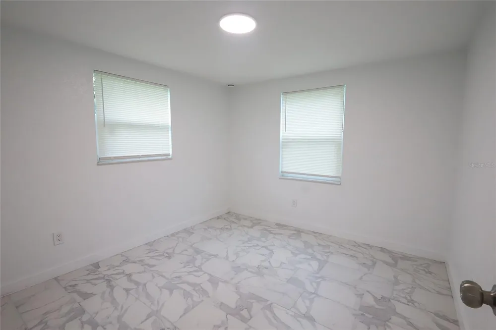 6427 A L CAMPBELL LANE Seffner, FL 33584