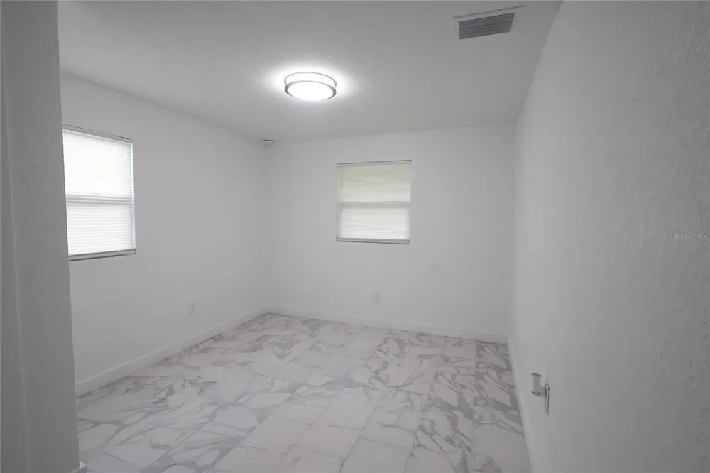 6427 A L CAMPBELL LANE Seffner, FL 33584