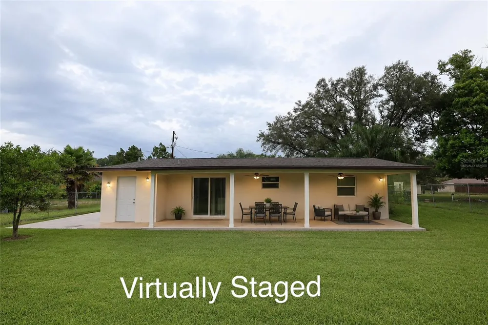 6427 A L CAMPBELL LANE Seffner, FL 33584