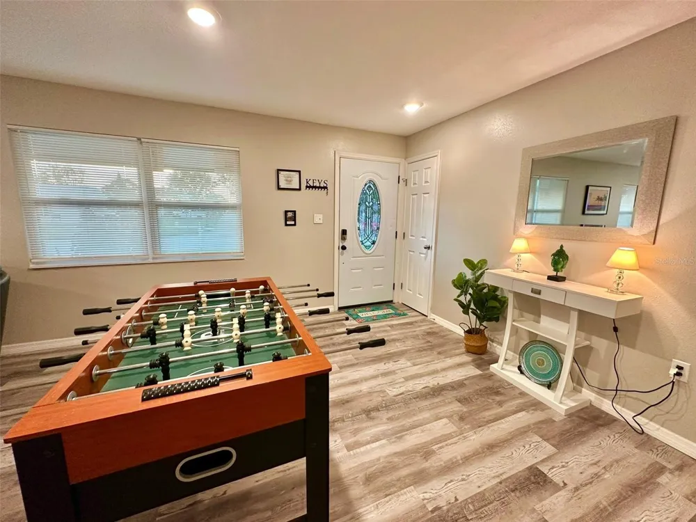 1987 MOSSWOOD DRIVE Melbourne, FL 32935