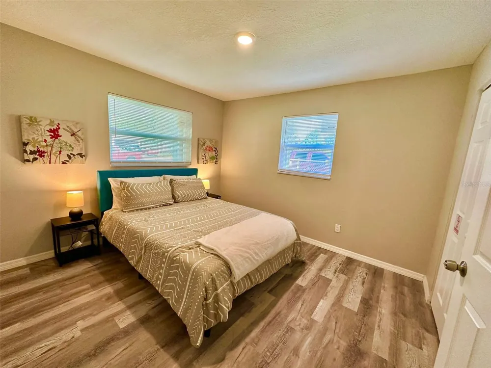1987 MOSSWOOD DRIVE Melbourne, FL 32935