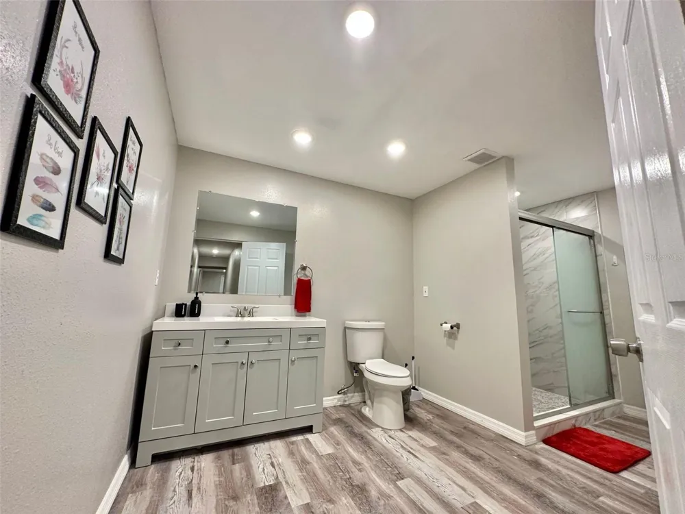 1987 MOSSWOOD DRIVE Melbourne, FL 32935