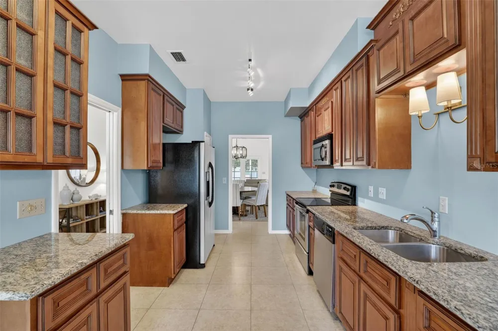 1741 MIZELL AVENUE Winter Park, FL 32789