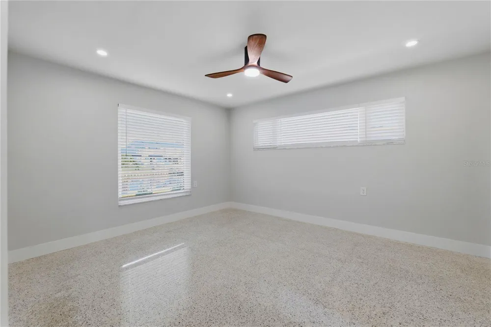 4152 13TH LANE NE St Petersburg, FL 33703