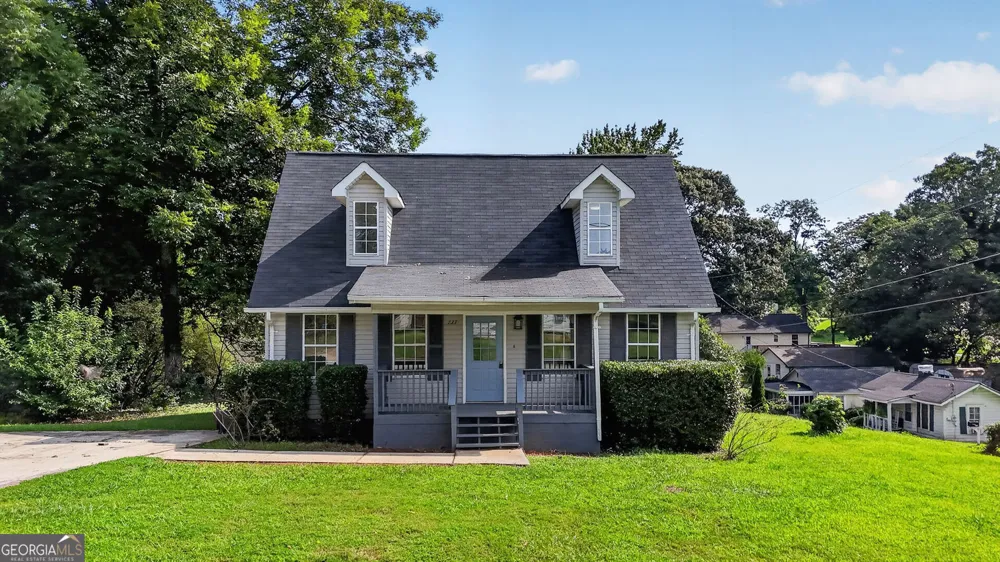 737 Carlton ST SE Gainesville, GA 30501