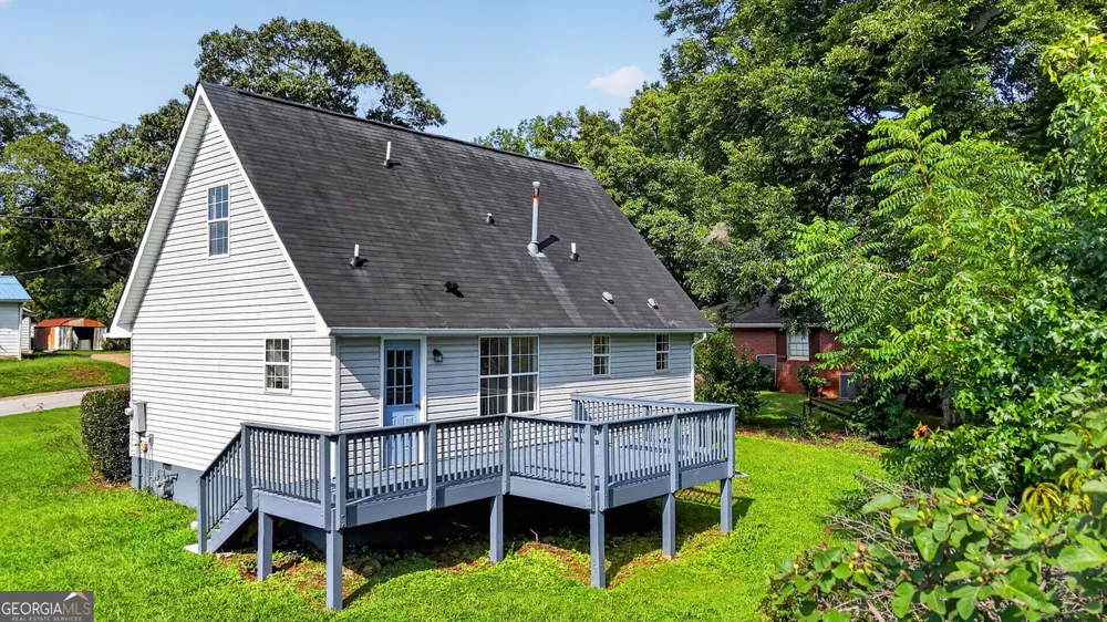 737 Carlton ST SE Gainesville, GA 30501