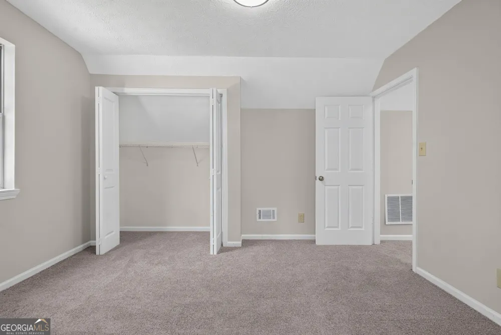 737 Carlton ST SE Gainesville, GA 30501
