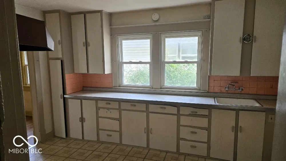 4109 Byram Avenue Indianapolis, IN 46208