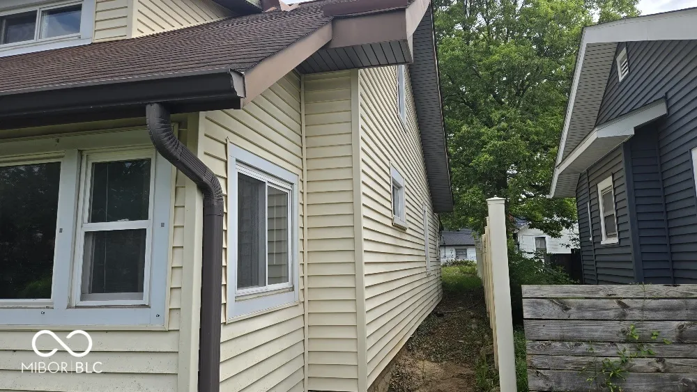 4109 Byram Avenue Indianapolis, IN 46208