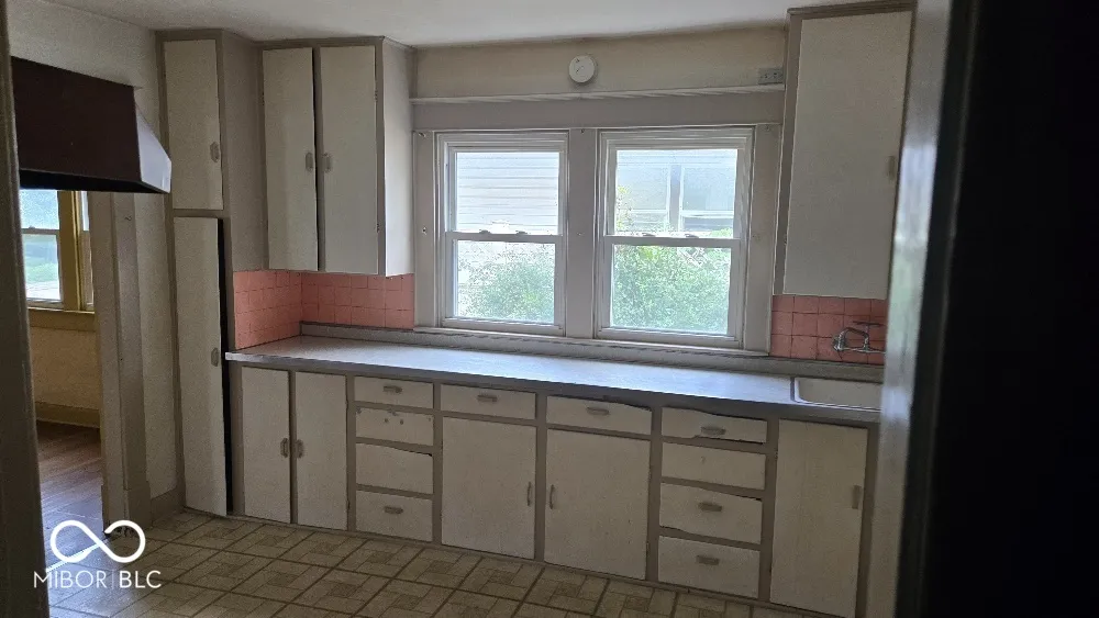 4109 Byram Avenue Indianapolis, IN 46208