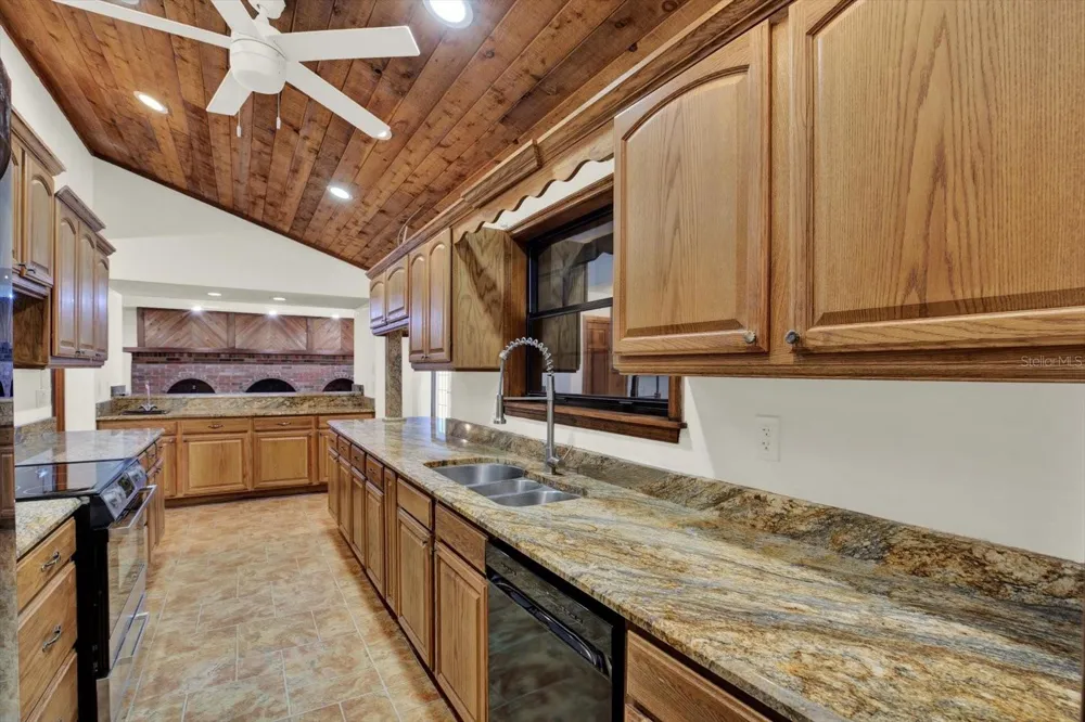 11251 SALINA STREET Brooksville, FL 34614